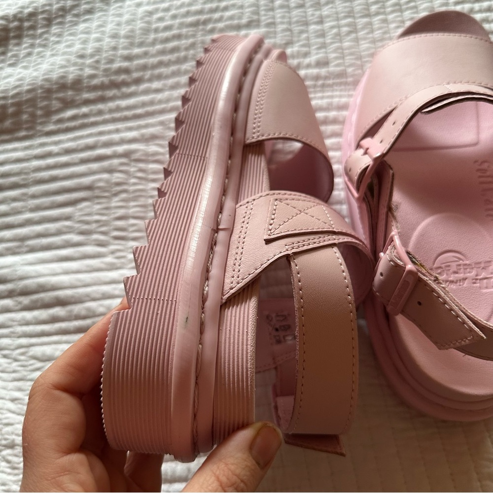 Dr. Martens baby Chalk Pink ‘Voss Mono’ chunky leather lightweight sandals - Picture 11 of 14